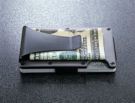 the Ridge Wallet money clip